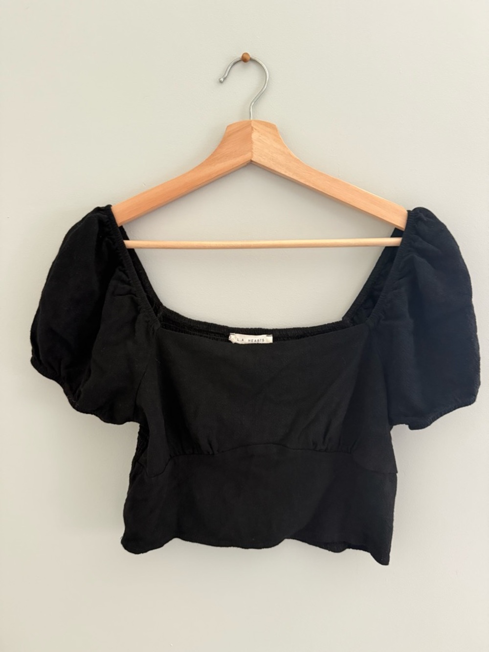 L.A. Hearts Puff Sleeve Crop Top